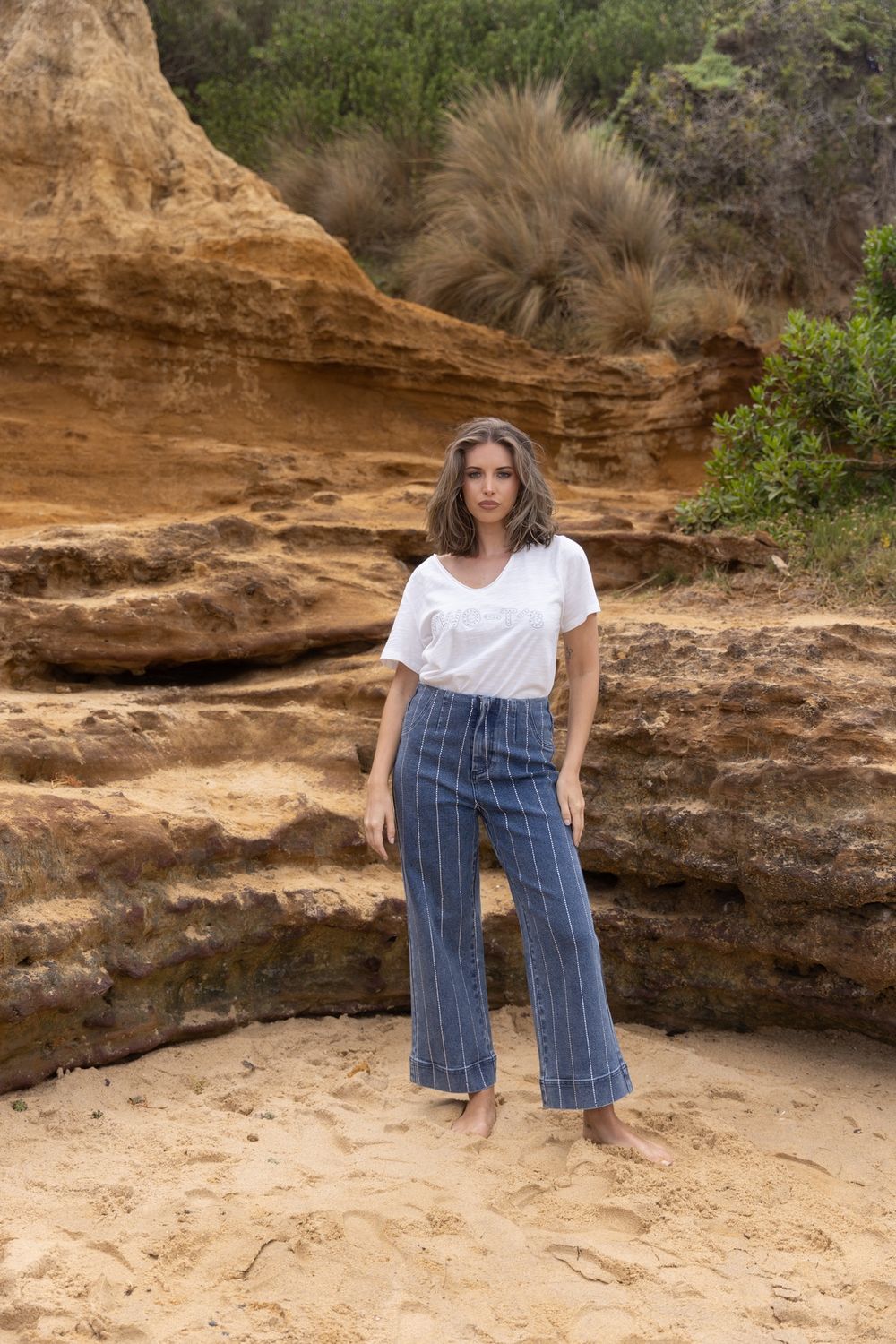 Two-T&#39;s - Crystal Embelished 7/8 Pant / Blue Denim 3176