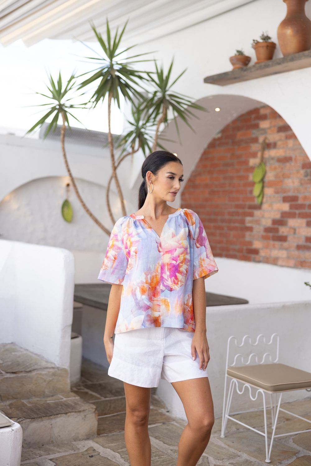 Two T&#39;s - Angelina Key Hole Top / Print 3221