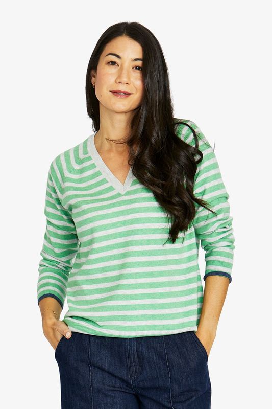 Jump - Duo Stripe V-Neck / Green Tea/Grey 60611071A