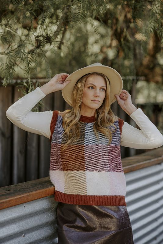 Fields - The Birdseye Check Vest / Cognac Combo FK6021