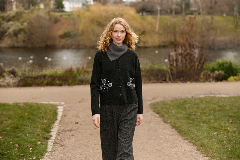 Mansted - Lamb Pocket Posy / Dk Charc Florence