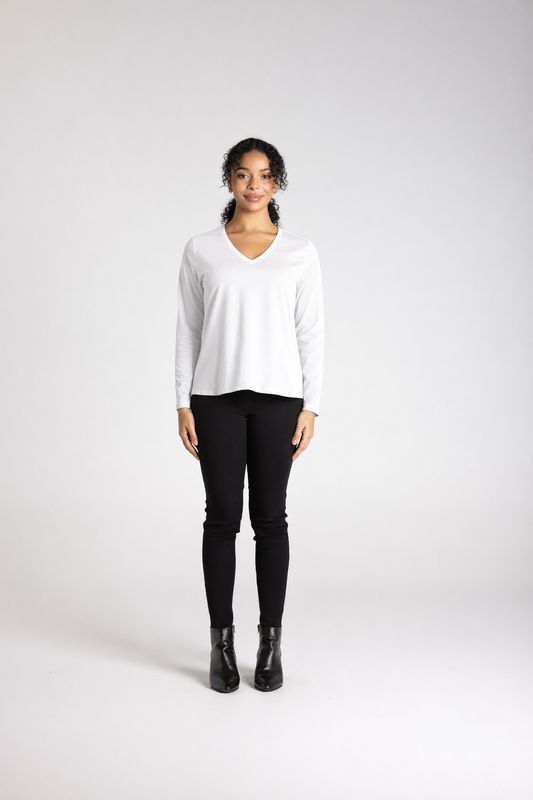 Two T's - V-Neck Long Sleeve T-Shirt / White 3345