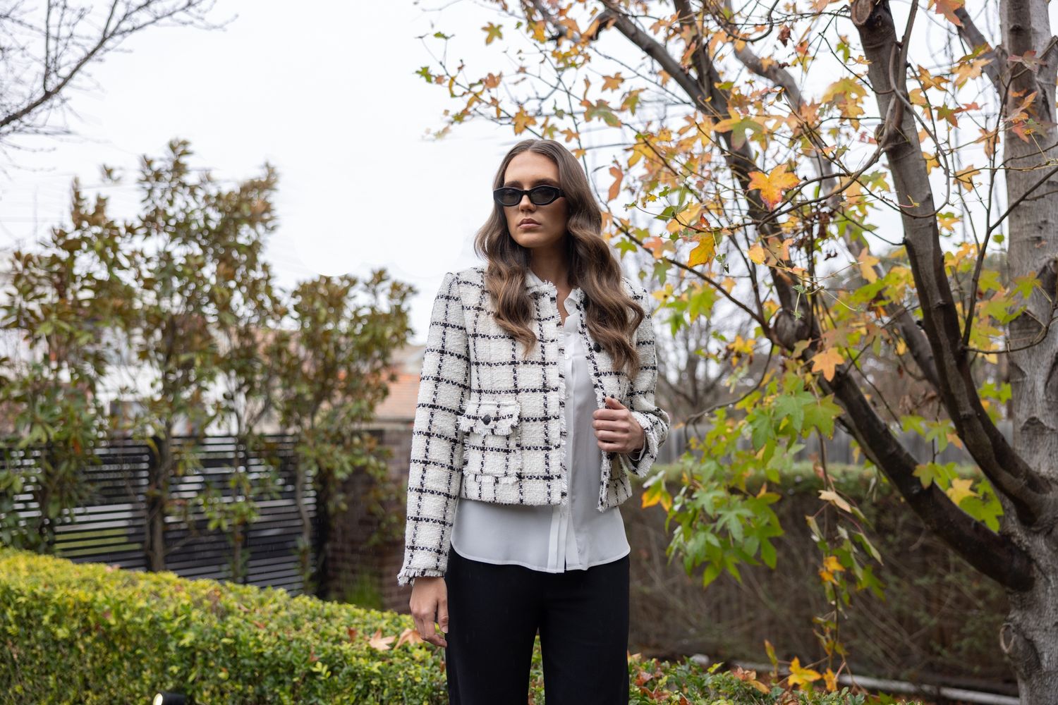 Two T's - Cropped Tweed Blazer / White Check 3373