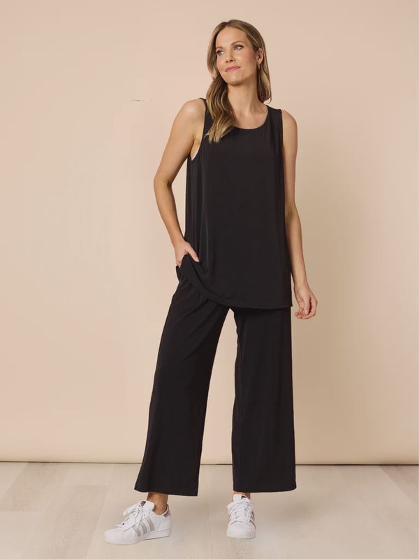 Clarity - Traveller Pleat Top - Black 49387