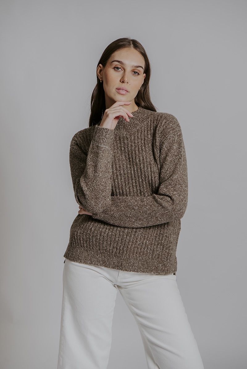 Fields - Crew Neck Step Hem Pullover - Mocha FB6416