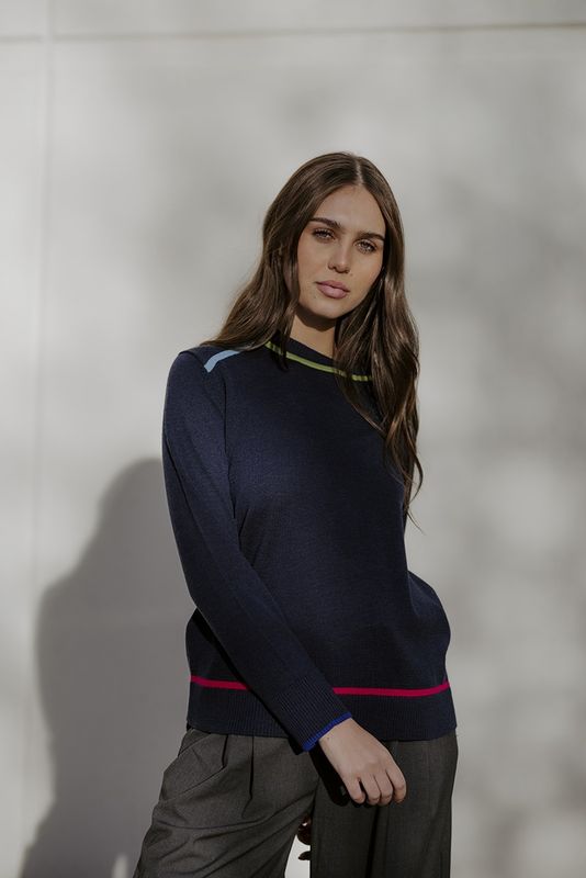 Fields - Contrast Trim Crew Pullover - Navy FB6426