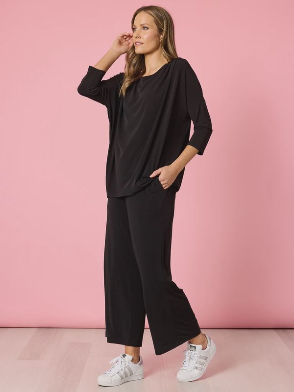 Threadz - Travellers Pleat Top - Black 49150
