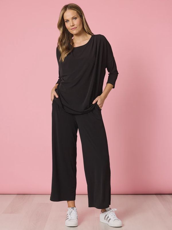 Threadz - Travellers Pleat Top - Black 49150