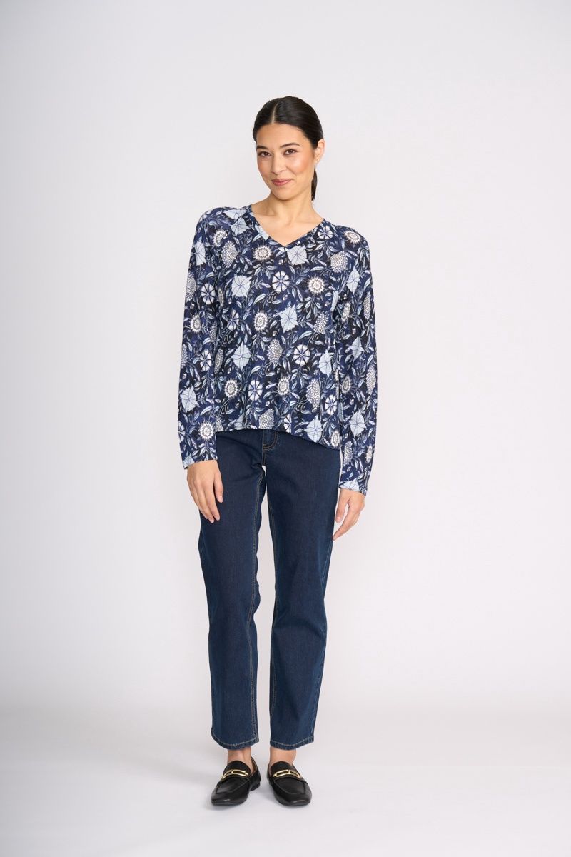 Foil - Sew Easy Top / Bali FO8404