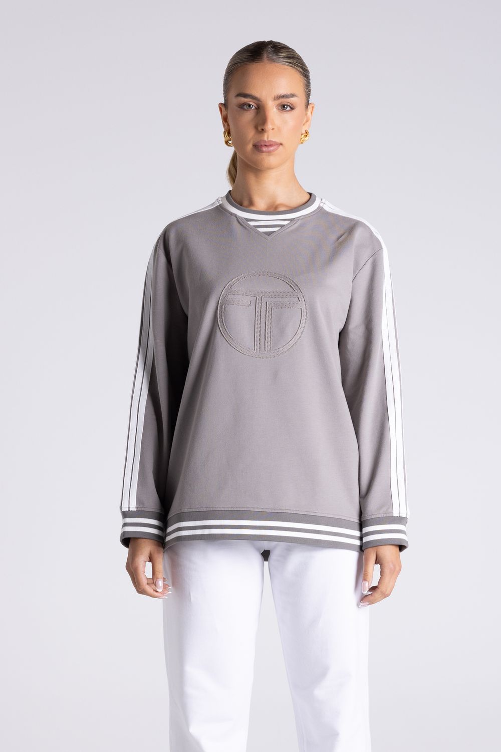Two T's - Mia Logo Sweat / 3416, Colour: Dove, Size: 6