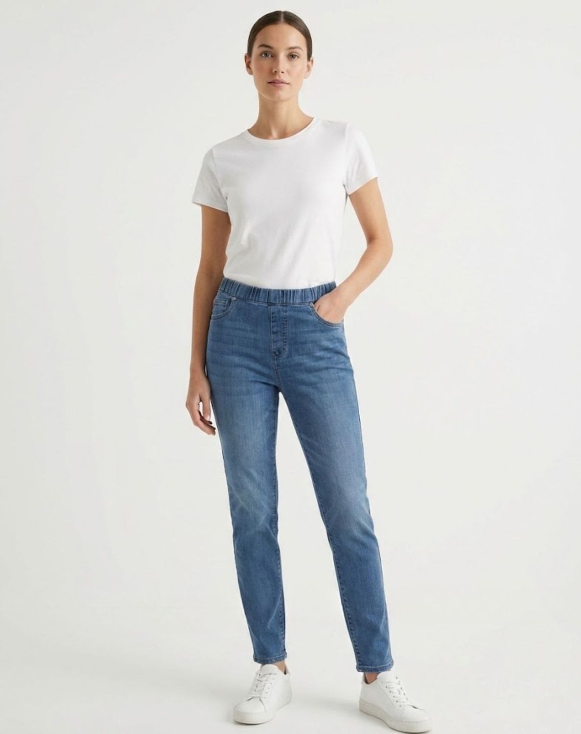 Corfu - Distressed Wash Denim Jean / S2612328