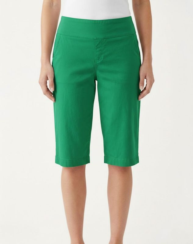 Corfu - Clover Green Chino Short / W04B4073