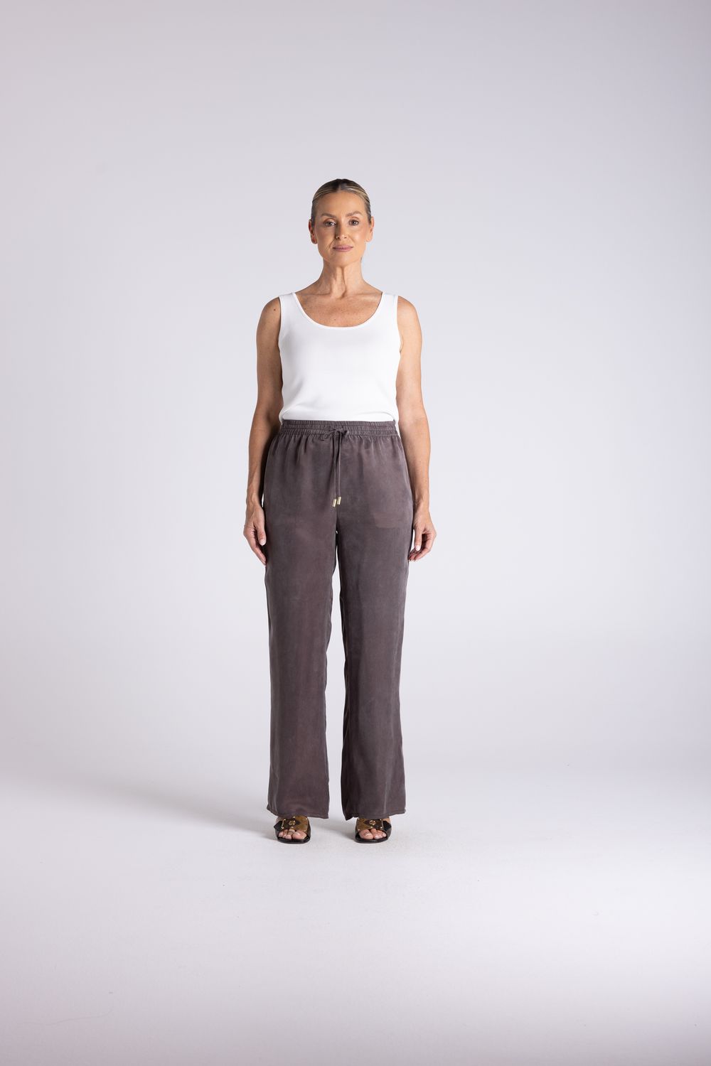Two T's - Willow Pant / Chestnut 3457
