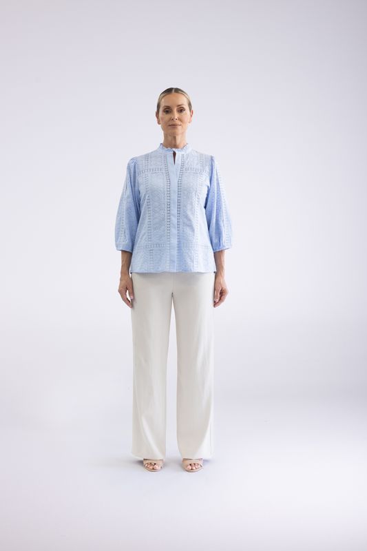Two T's - Lace Shirt / Cornflower 3474