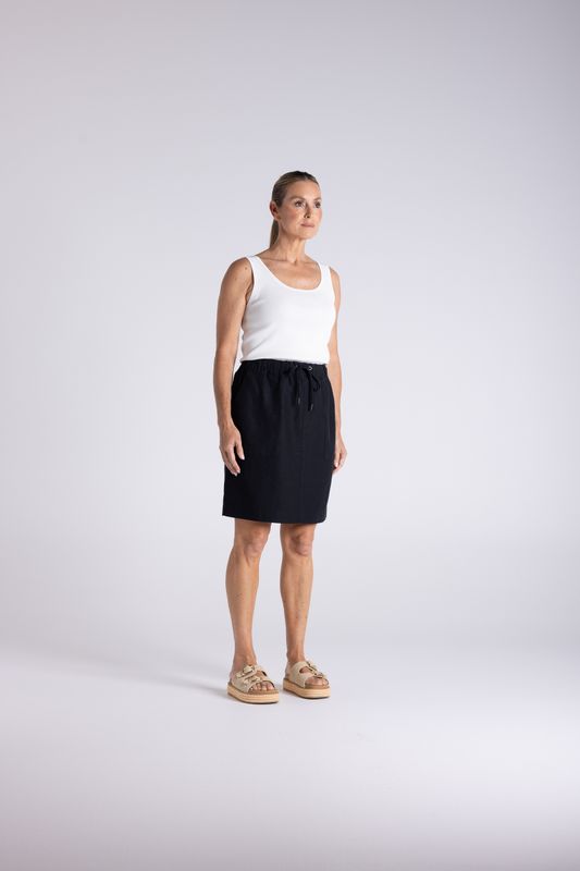 Two T's - Linen Skirt / Black 3495