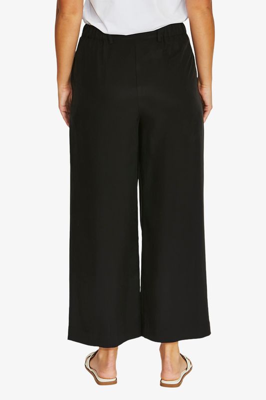 Jump - 7/8 Pleat Front Pant / Black 616J7012A