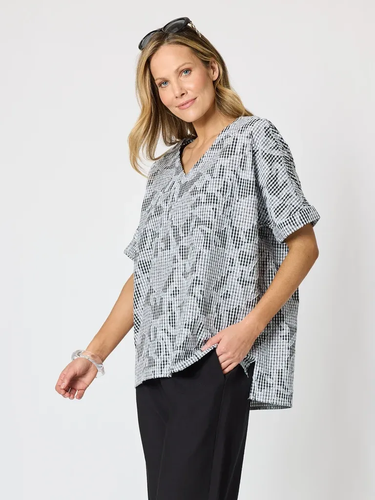 Clarity - Tapestry Print Top - Black/White 50131