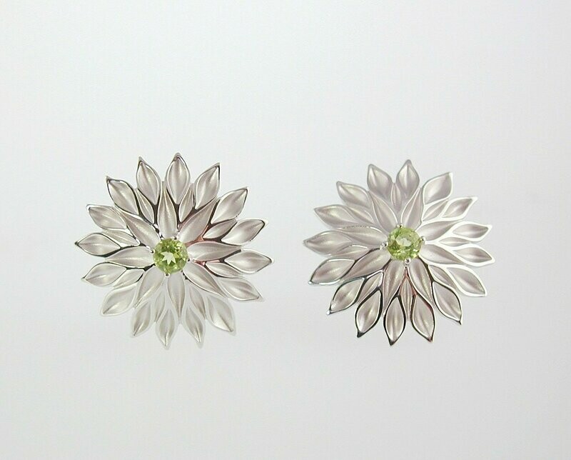PERIDOT FLOWER