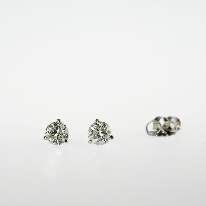 2.9 CARAT DIAMOND STUDS