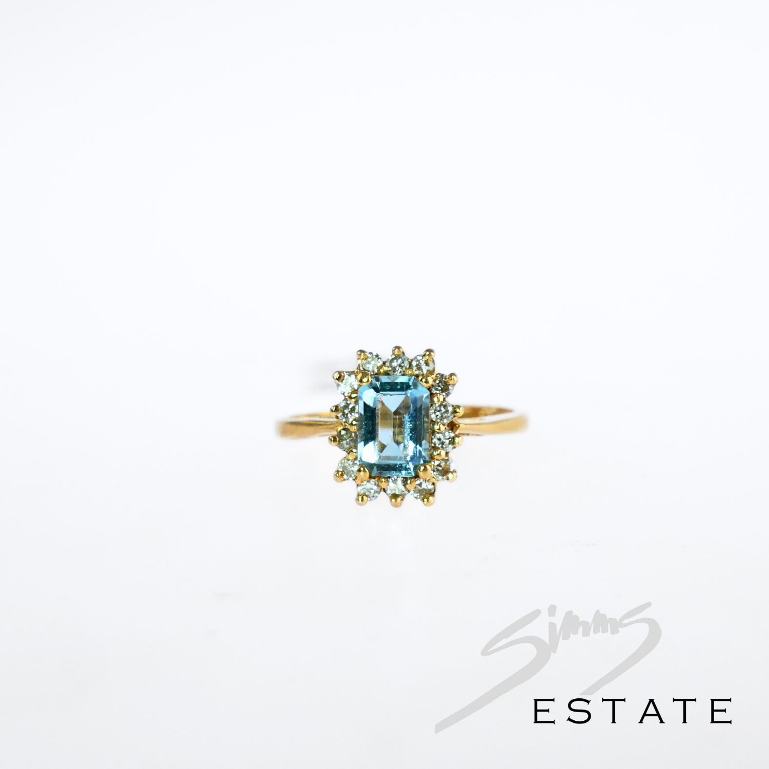 AQUAMARINE AND DIAMOND RING