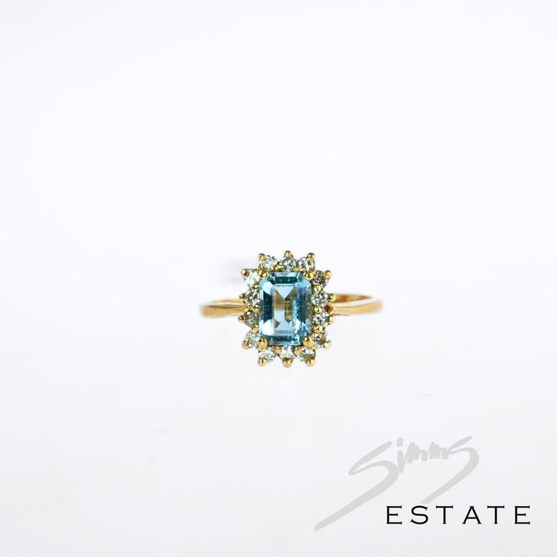 AQUAMARINE AND DIAMOND RING