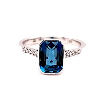 LONDON BLUE TOPAZ RING