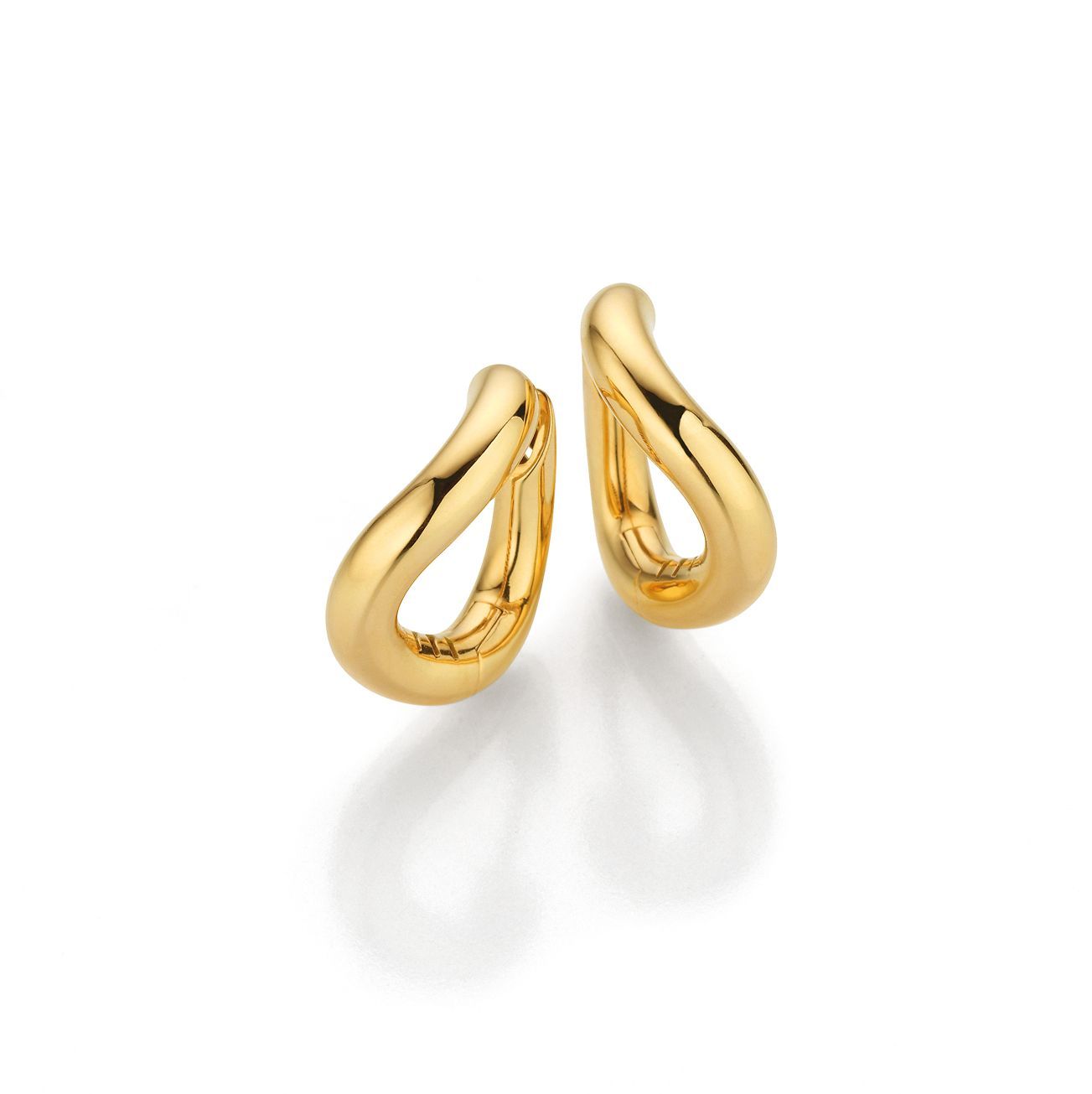 WAVY GOLD HOOPS
