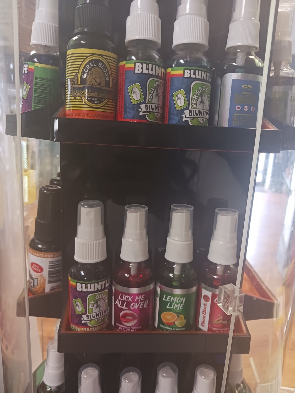 Blunt Powder spray