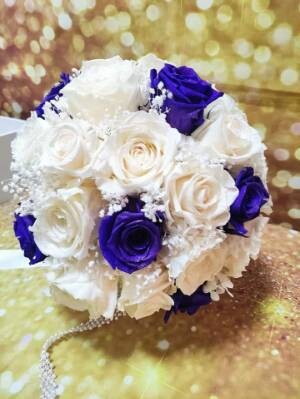 Ramos novia y madrina realizados con flores preservadas.