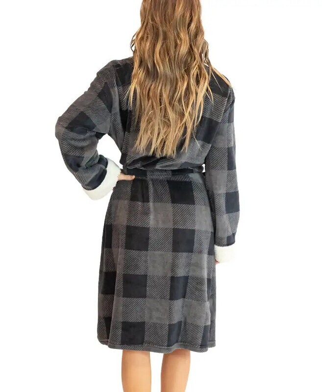 Grey Plaid Women’s Bathrobe