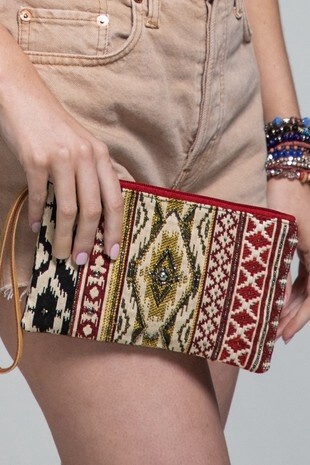 Kaya Handmand Pattern Clutch