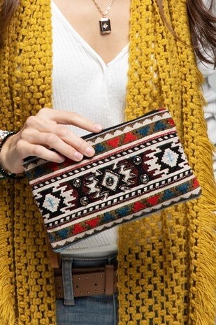 Handmade Ethnic Pattern Clutch Evaan