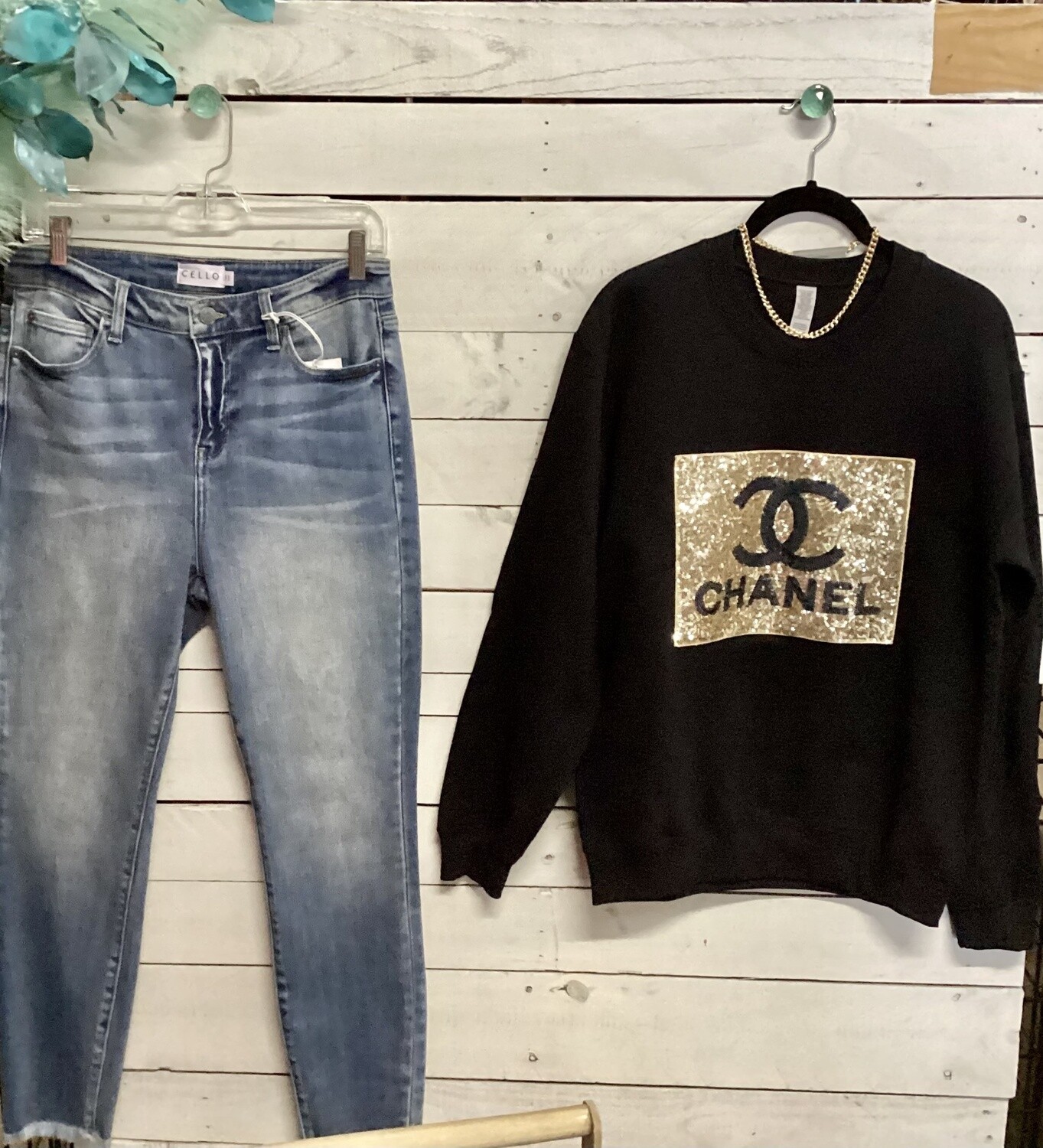 Channel Black Sweat Shirt