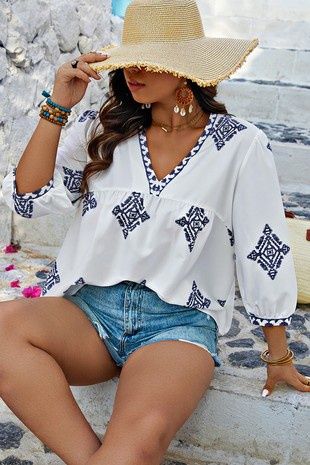 Plus Size Deep V Printed Loose Elastic Sleeve Top