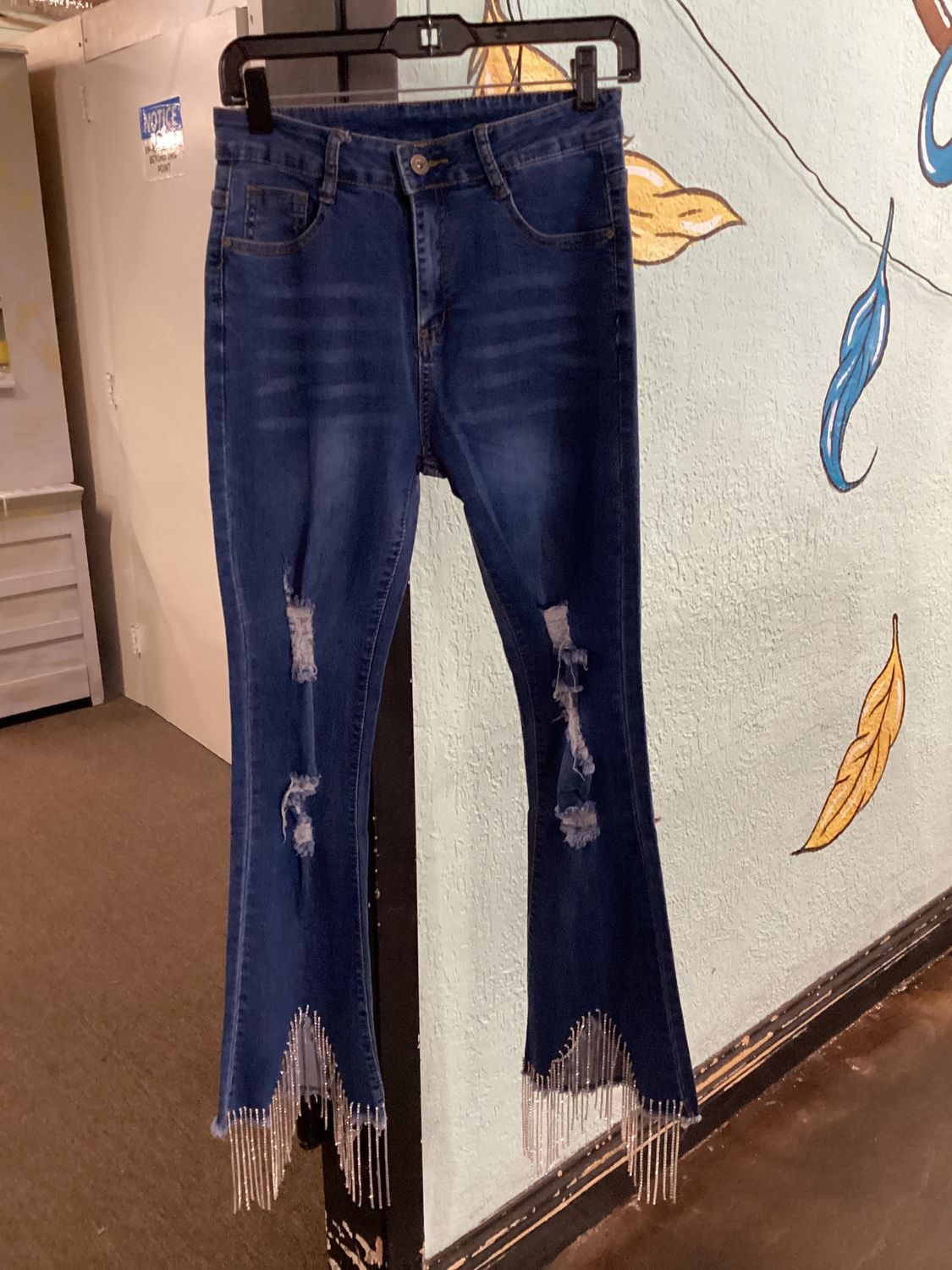 Jeans With Crystals On Bottom
