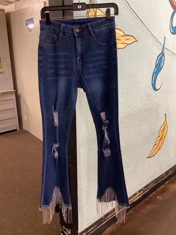 Jeans With Crystals On Bottom