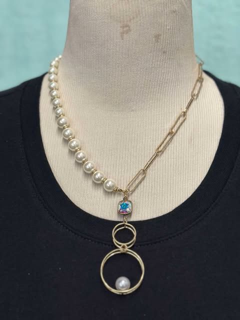 Pearl Pearl And Gold Chain Pendant Necklace With Austrian Crystal