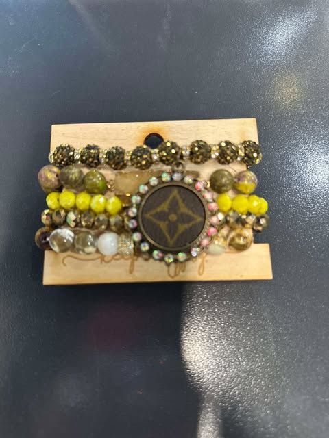 KIG Yellow and Gold Stack
