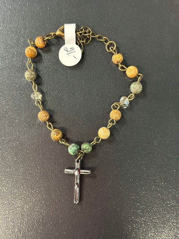 Natural Bead Cross Bracelet