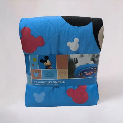 Colcha Mickey Mouse Aventuras - Revive la magia de Disney con esta colcha de Mickey Mouse, un añadido alegre y colorido a cualquier habitación infantil.- Envío Gratis en Mercatienda.es