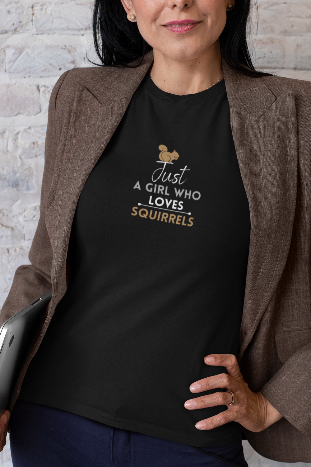 Just A Girl Who Loves Squirrels - t-shirt