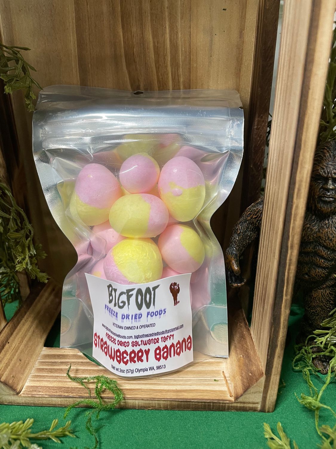 Strawberry Banana Saltwater Taffy-FREEZE DRIED-SMALLFOOT BAG