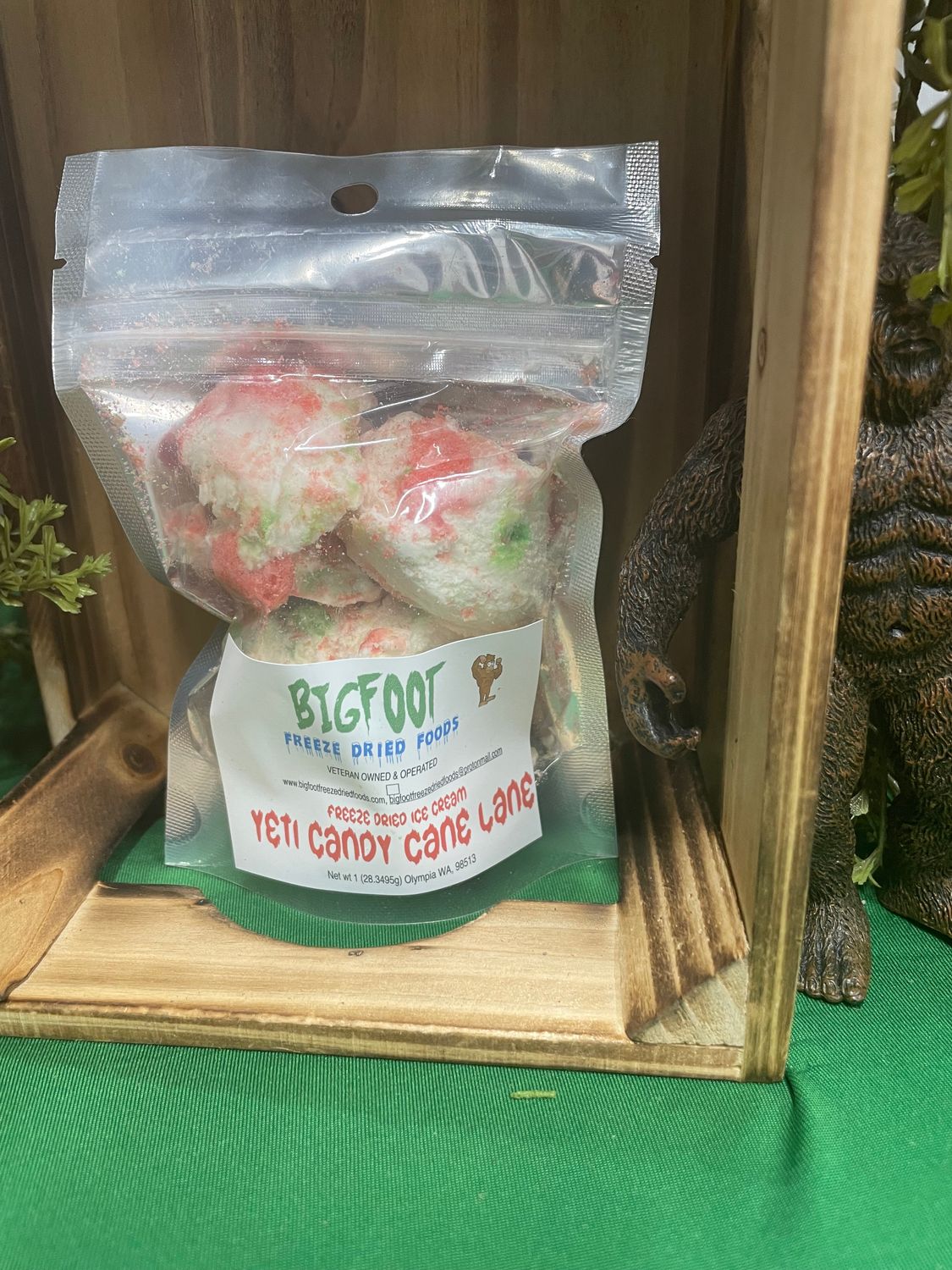Yeti Candy Cane Lane-Ice Cream-FREEZE DRIED-Small Bag