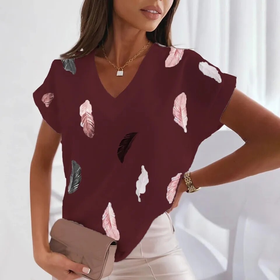 V- shaped short sleeved women&#39;s shirt