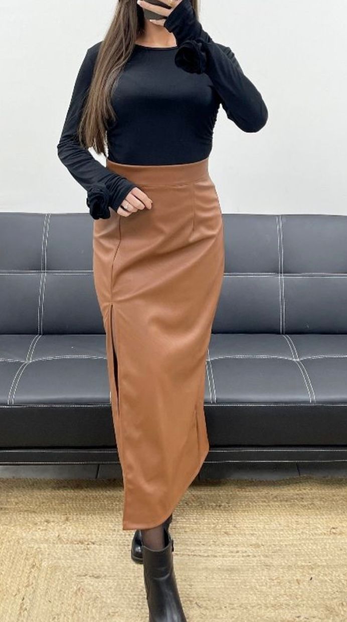 Jupe simili cuir camel