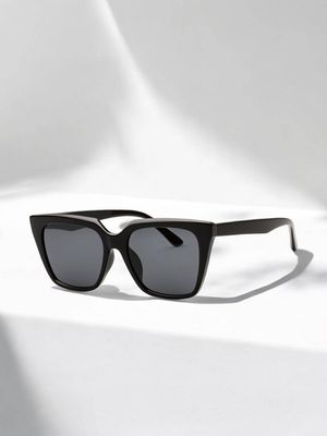 Lunettes de soleil noire