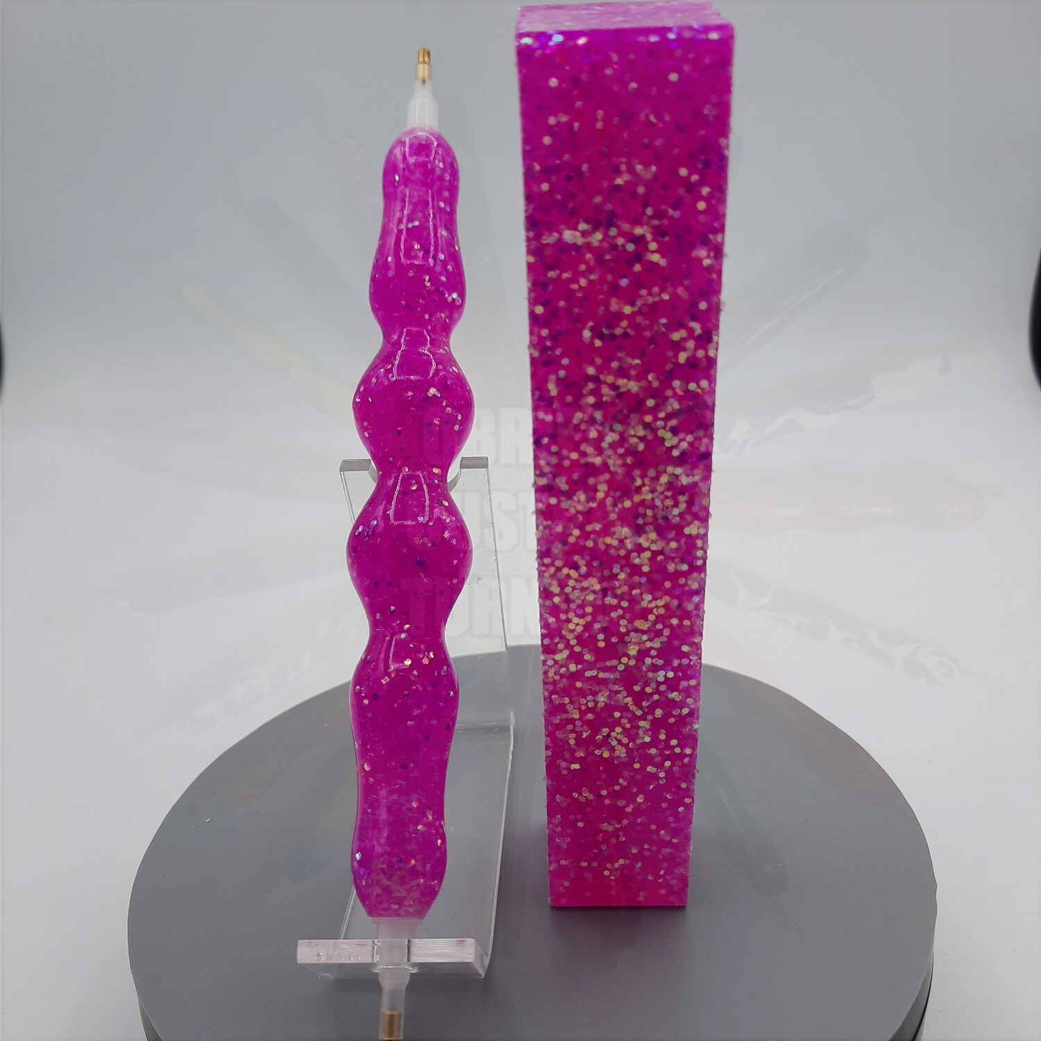 Ditzy Flamingo - Handcrafted Custom Diamond Painting Pen