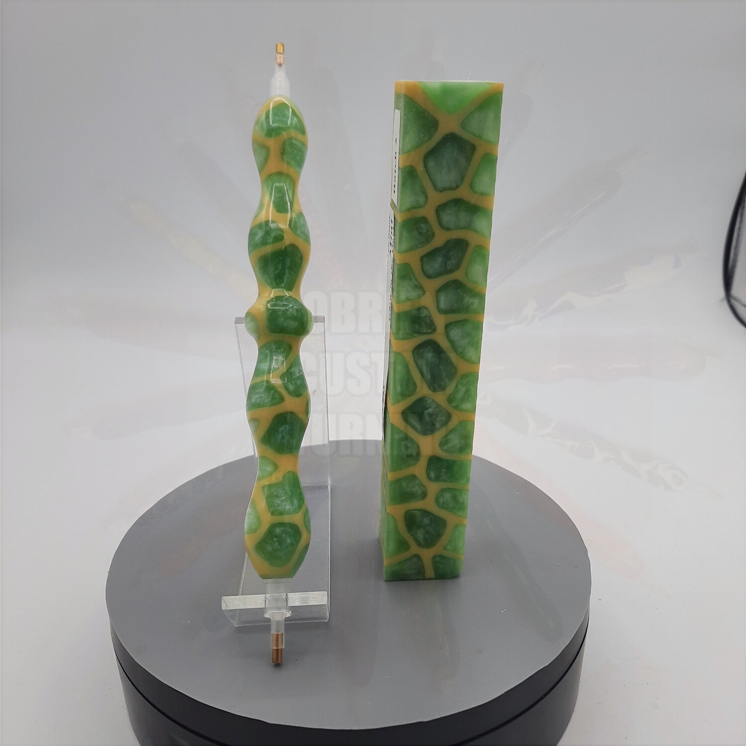Mint Green Glow in the Dark Giraffe - Handcrafted Custom Diamond Painting Pen