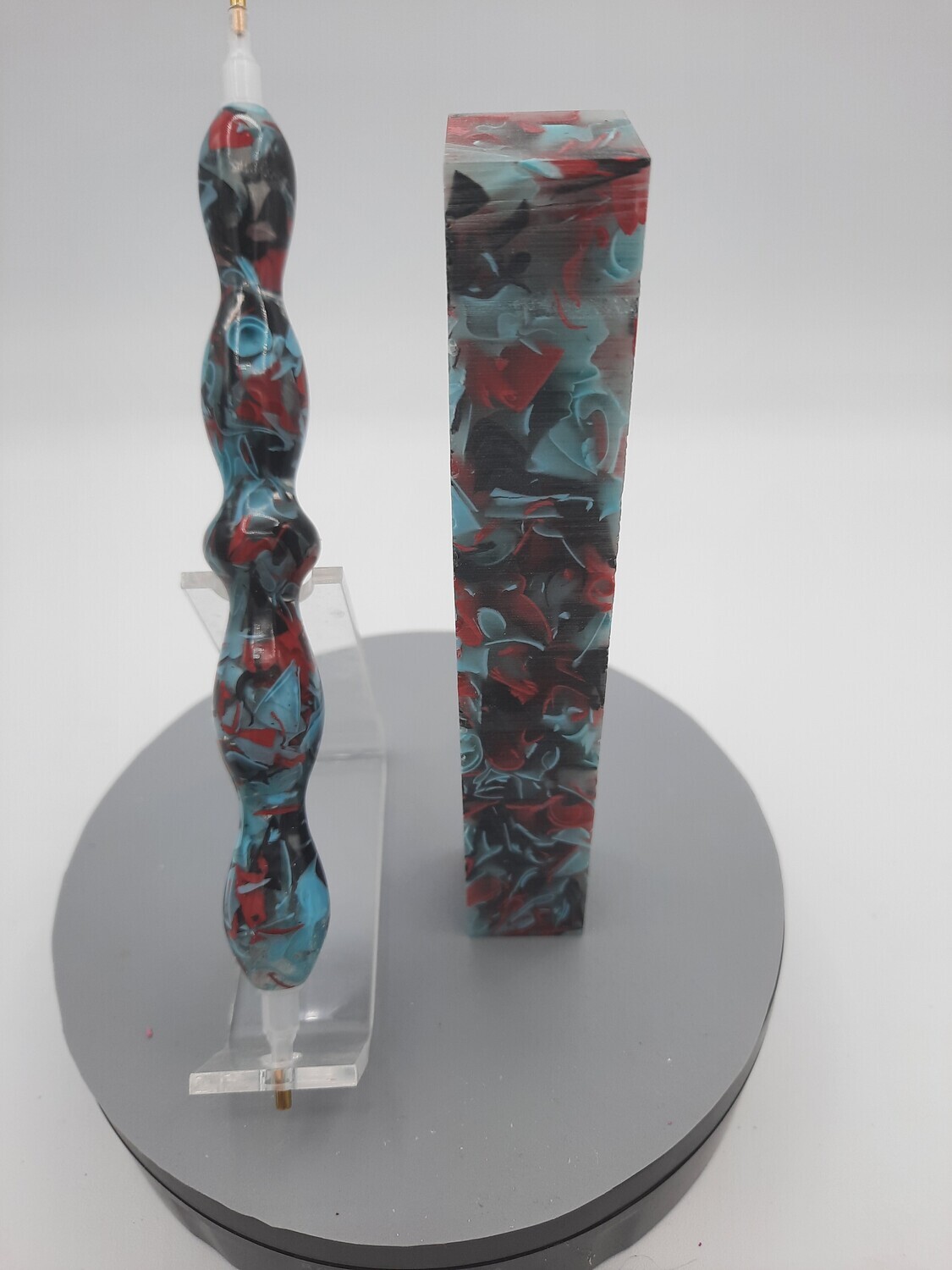 Minty Vampire Fangs Coral Reef - Handcrafted Custom Diamond Painting Pen