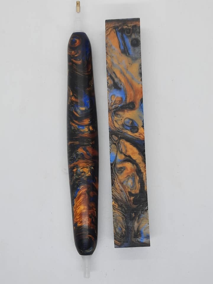 Molten Ocean - Handcrafted Custom Diamond Painting Pen